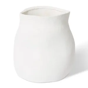 Levani Pot - 22 x 22 x 23cm by Elme Living, a Plant Holders for sale on Style Sourcebook
