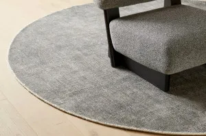 Tepih Neptune Round Rugs - Dove Grey by GlobeWest, a Contemporary Rugs for sale on Style Sourcebook