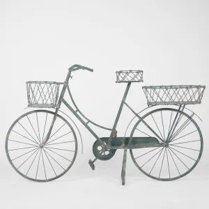 La Dolce Vita Bicycle by Vixen & Velvet, a Christmas for sale on Style Sourcebook