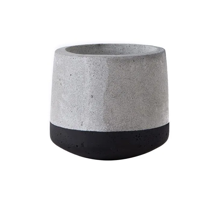 Alanis Concrete Pot Planter, Small, Grey / Black
