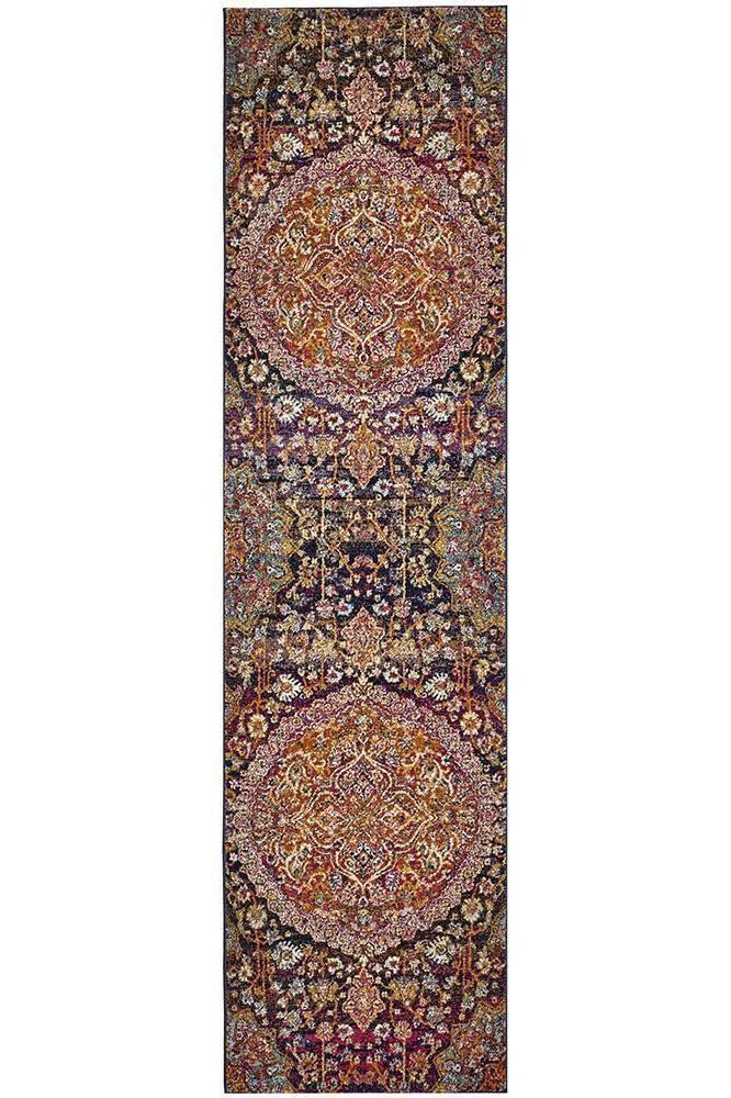 Museum 867 Multi Runner
