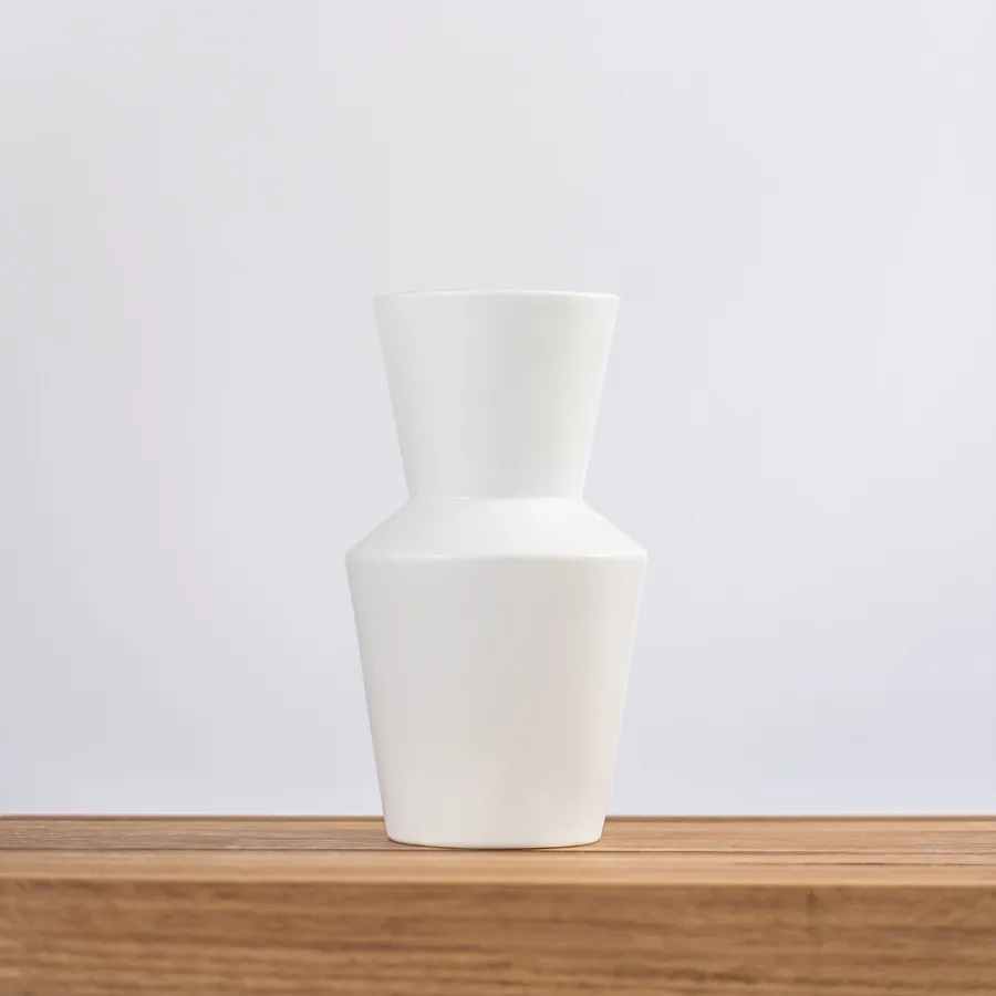 Ceramic Vase - Dahlia - White