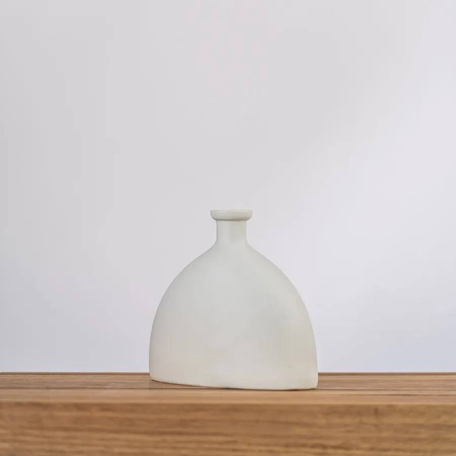 Ceramic Vase - Peony - White