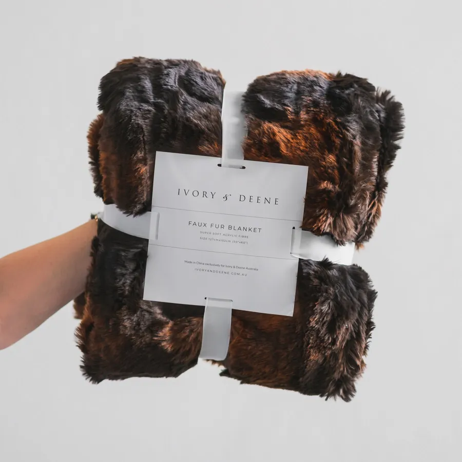 Luxury Faux Fur Throw Blanket - Chocolate Chinchilla