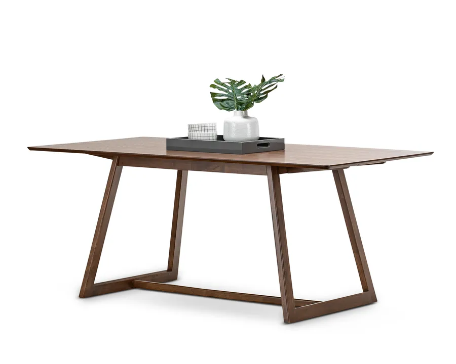 Manhattan Dining Table, Walnut