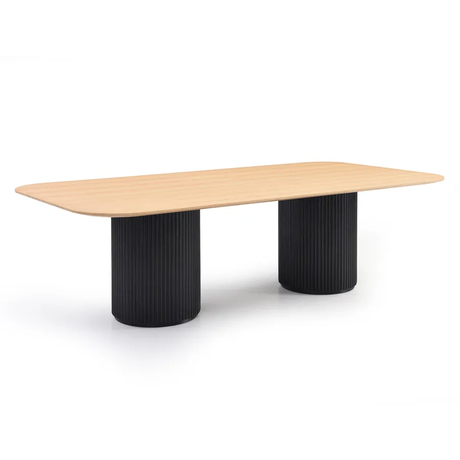 Lantine Dining Table