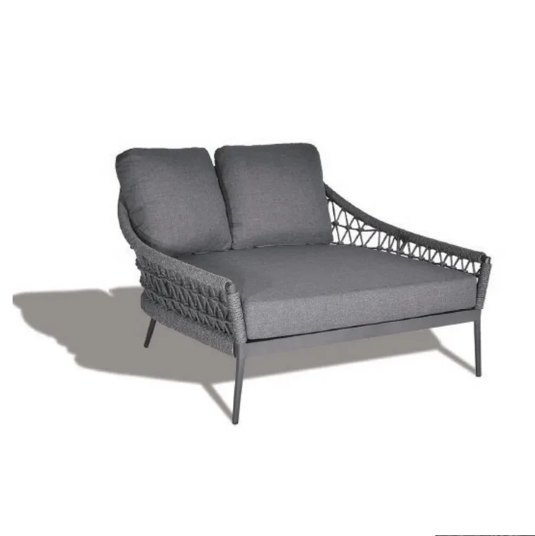 Mera Outdoor Lounge Bed
