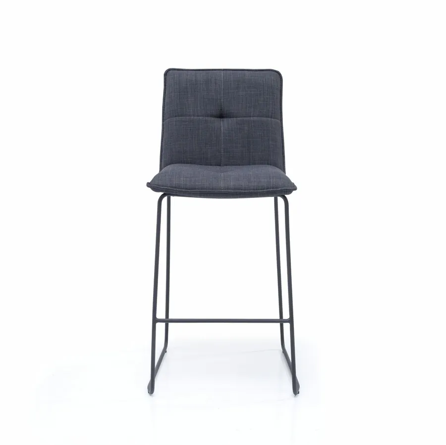 Mateo Barstool