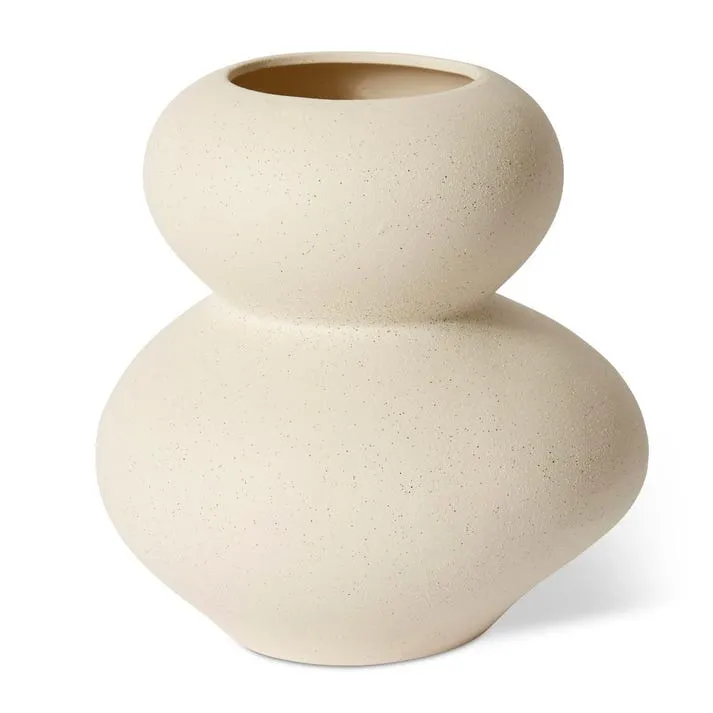 Avery Vase - 24 x 23 x 25cm