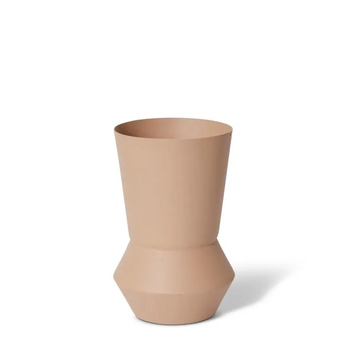 Jagger Vase - 14 x 14 x 21cm