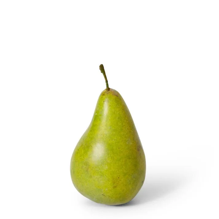 Pear Bartlet - 7 x 7 x 13cm
