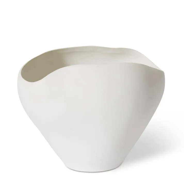 Zelma Vase - 31 x 24 x 22cm
