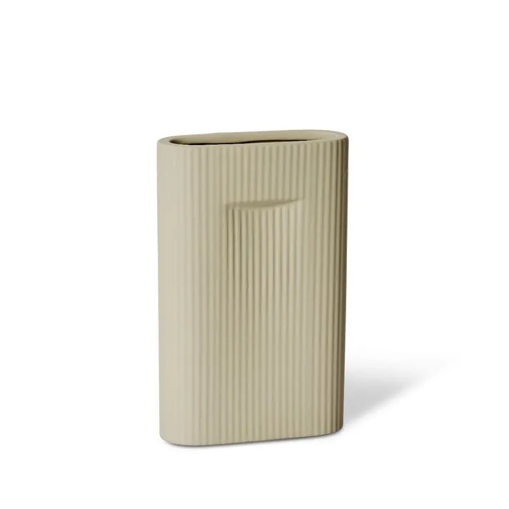 Keziah Vase - 17 x 7 x 26cm