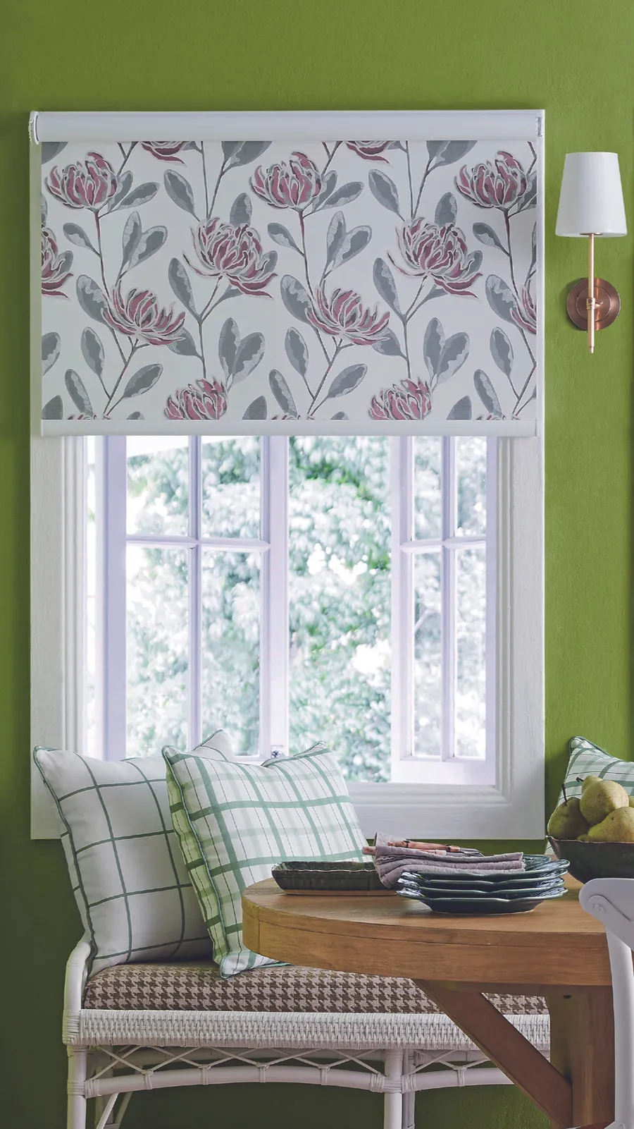 Roller Blind - Chrysanthemum Lakes