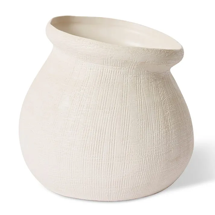 Wanda Vase - 25 x 25 x 24cm