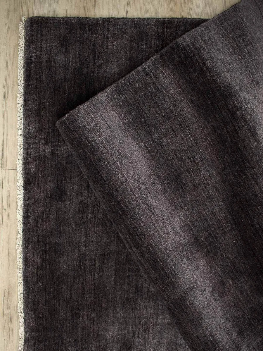 Adore Rug in Grape