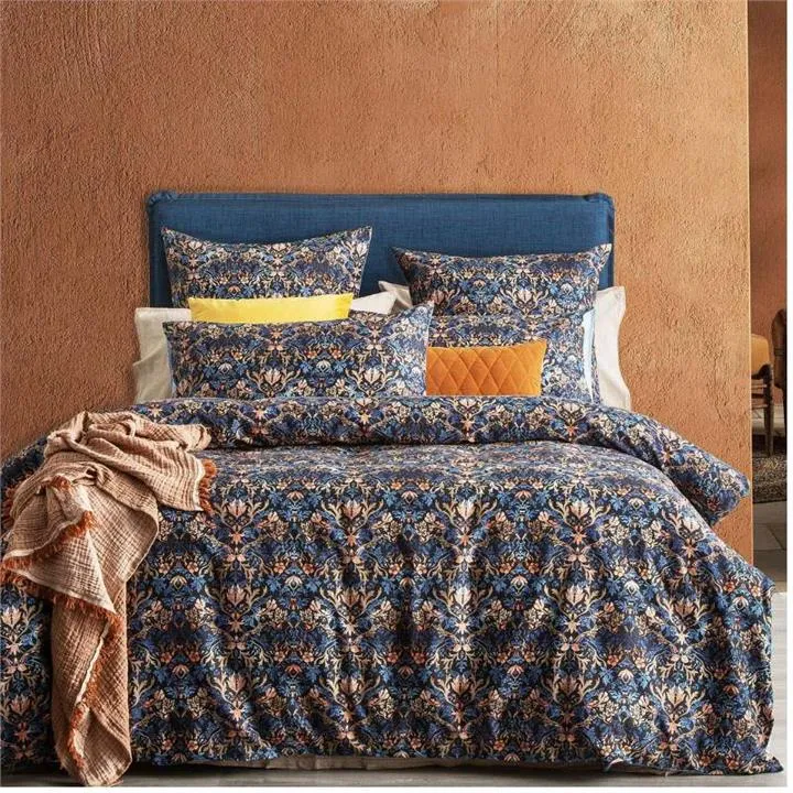Renee Taylor 300 Thread Count Cotton Reversible Blackthorn Quilt Cover Set