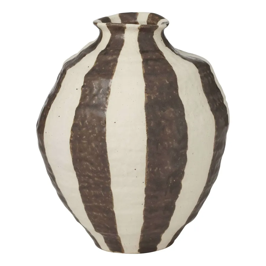 Rayas Vase 18.2x20.7cm in Cocoa
