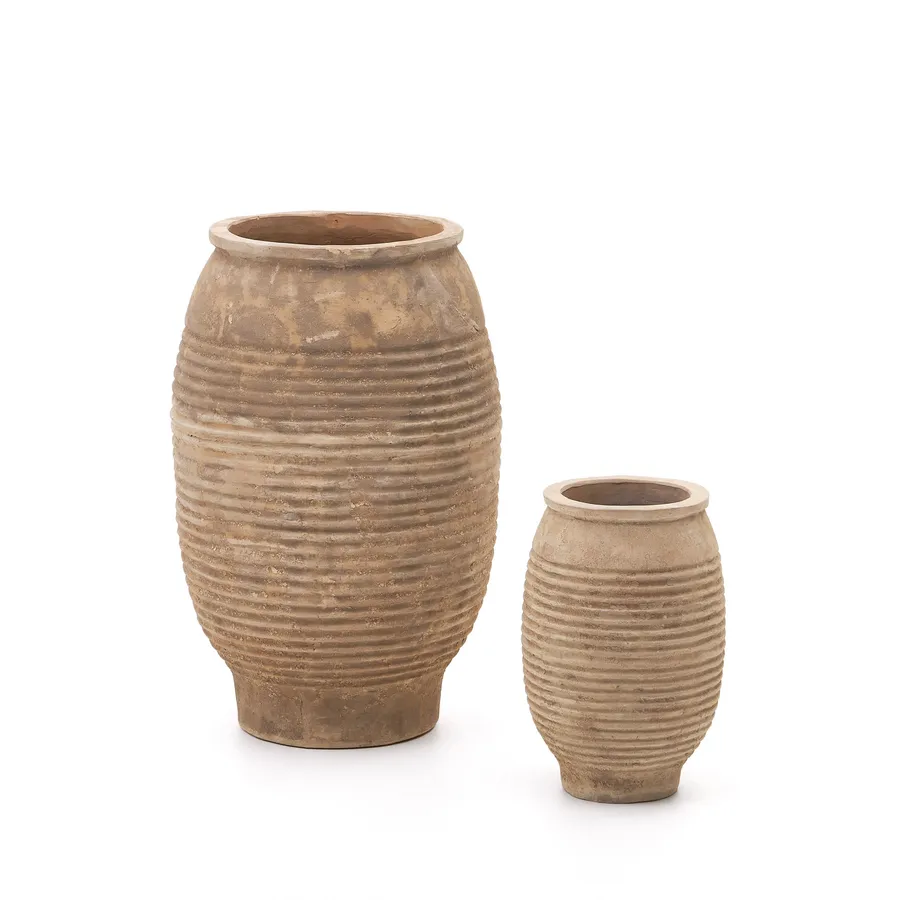 Llonga plant pot